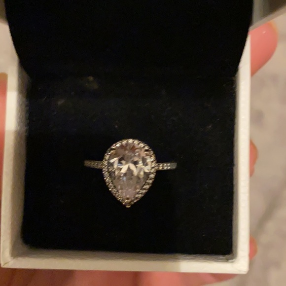 Pandora Tear Drop ring - Picture 2 of 5